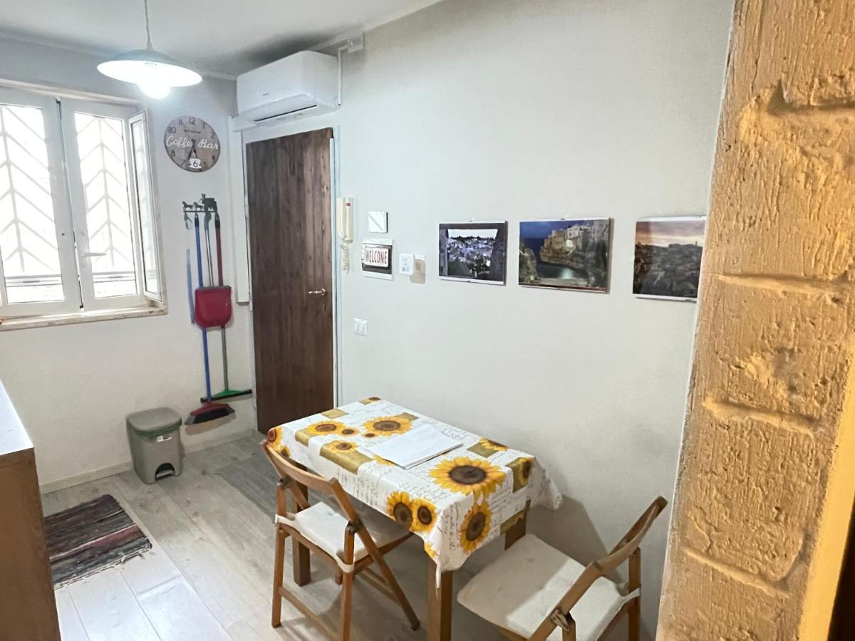 Trevisani Central Station Apartment Bari Exterior photo